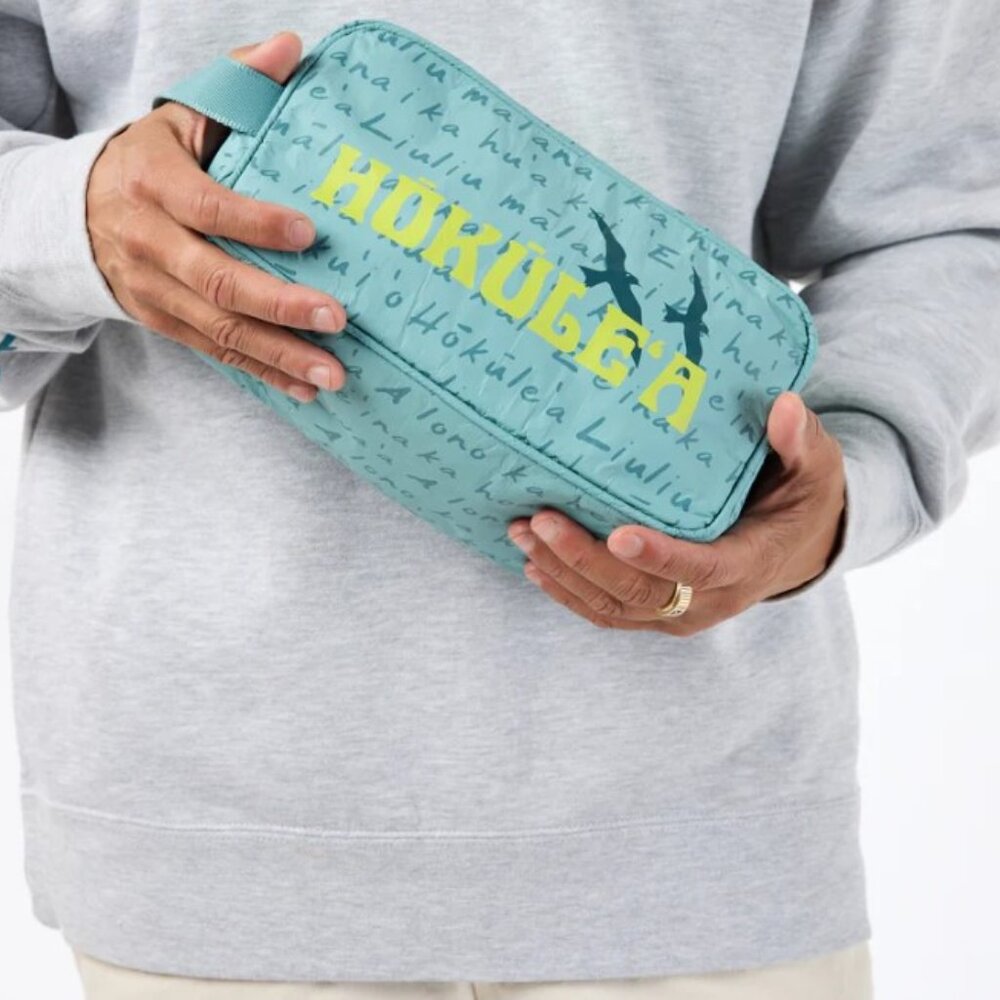 ALOHA Collection HOKULEA Toiletry Dopp Kit Bag Limited Edition